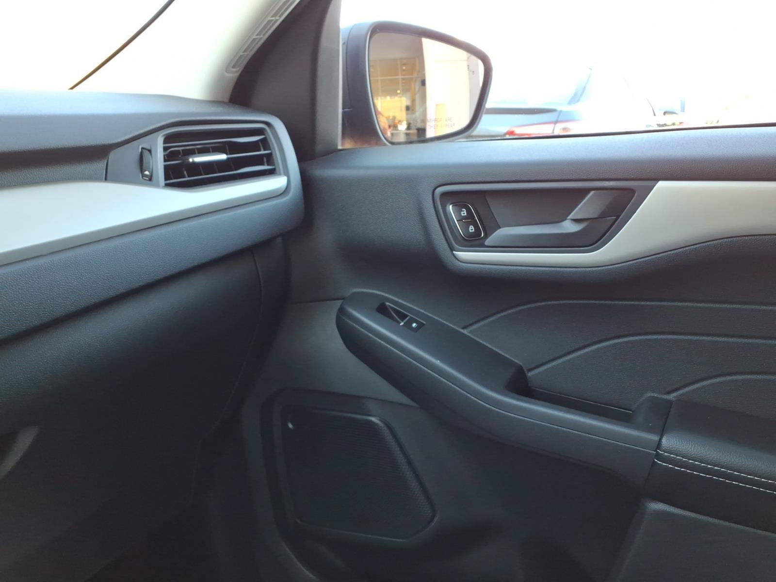 Used 2022 Ford Escape SE w/ Convenience Package AWD/4WD image 29