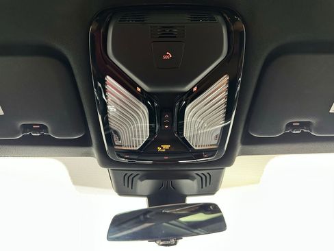 Used 2023 BMW X6 xDrive40i AWD/4WD image 38