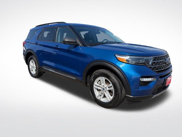 Used 2022 Ford Explorer XLT w/ Equipment Group 202A AWD/4WD image 11