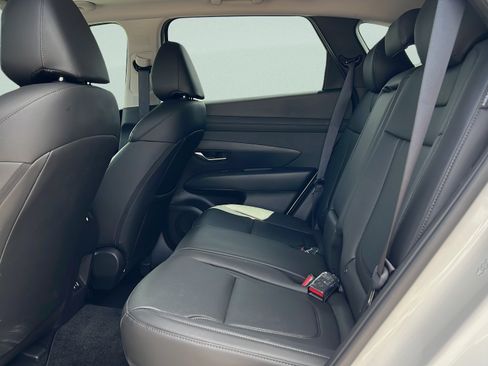 Certified 2025 Hyundai Tucson SEL FWD image 10