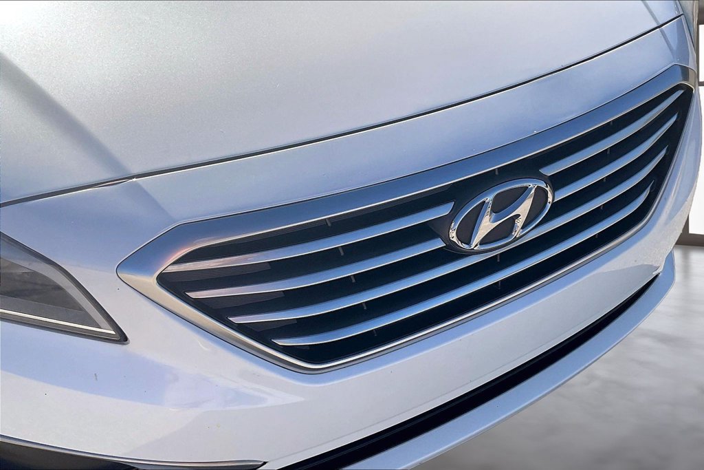 Used 2017 Hyundai Sonata SE FWD image 29