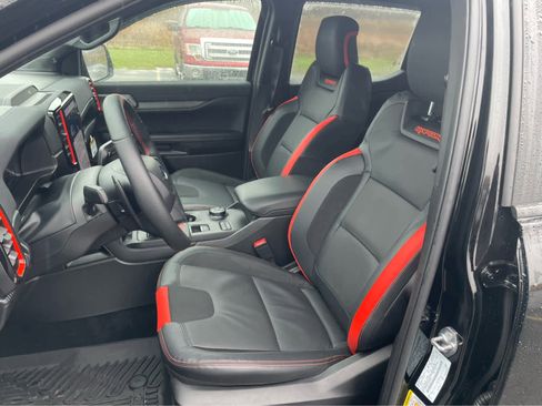 Used 2025 Ford Ranger Raptor image 13