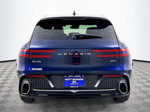 Used 2022 Genesis GV70 2.5T w/ Advanced Package image 6