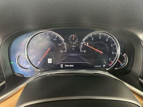 Used 2019 BMW 740i xDrive w/ Executive Package image 15