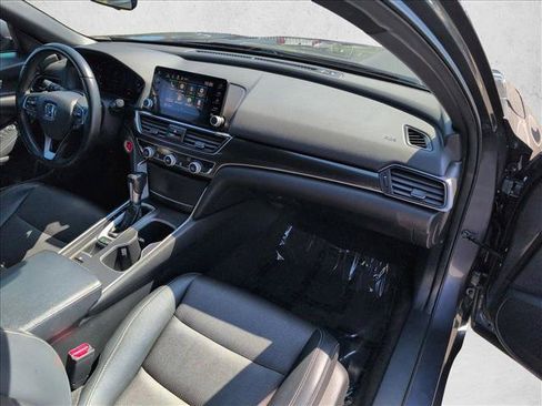 Used 2018 Honda Accord Sport image 21