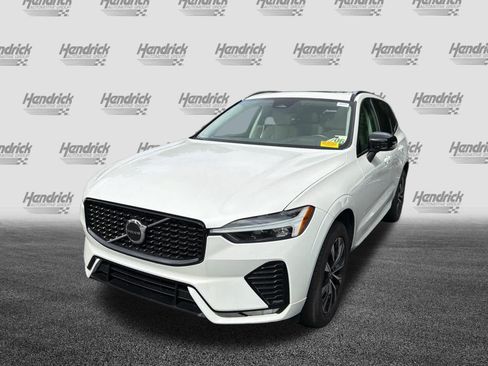 Used 2024 Volvo XC60 B5 Core w/ Protection Package Premier AWD/4WD image 6