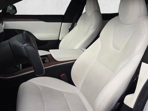 Used 2021 Tesla Model S Long Range image 19