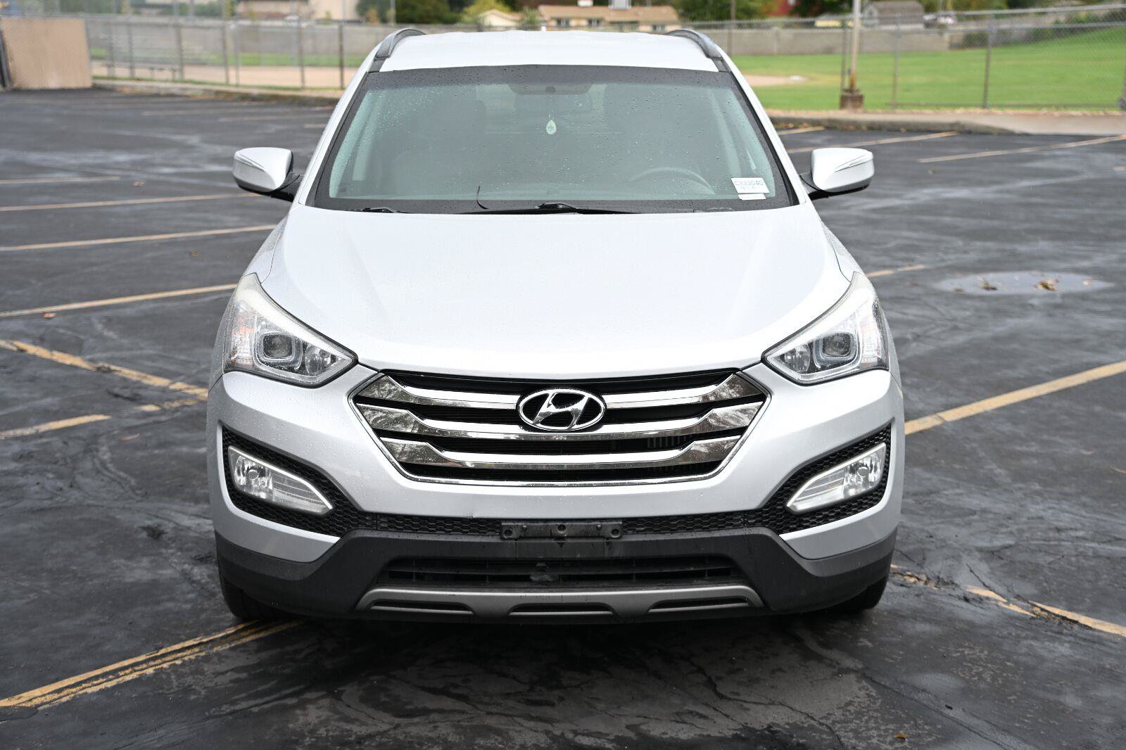 Used 2014 Hyundai Santa Fe Sport 2.0T w/ Navigation Package 06 AWD/4WD image 8