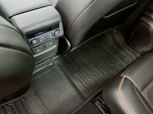 Certified 2023 GMC Acadia AT4 w/ Technology Package AWD/4WD image 26