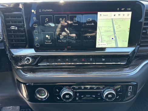 Used 2024 GMC Sierra 1500 SLE image 29