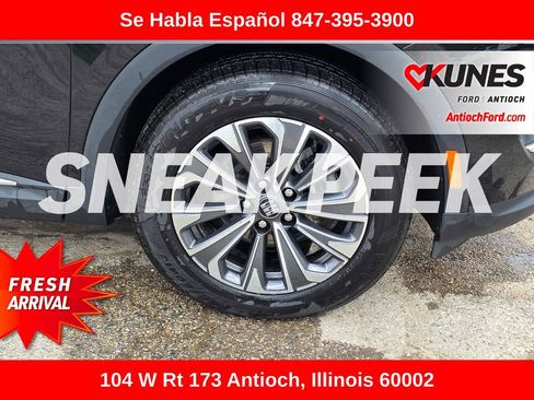 Used 2024 Buick Envision Preferred AWD/4WD image 11