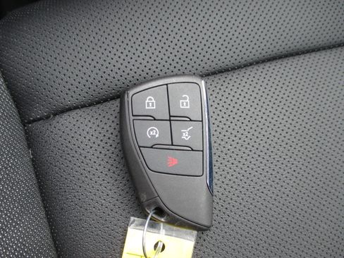 Used 2024 Chevrolet Blazer EV LT image 24