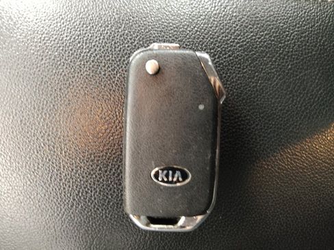 Used 2021 Kia Sportage LX FWD image 32