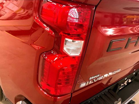 Used 2020 Chevrolet Silverado 1500 LT w/ All-Star Edition image 26