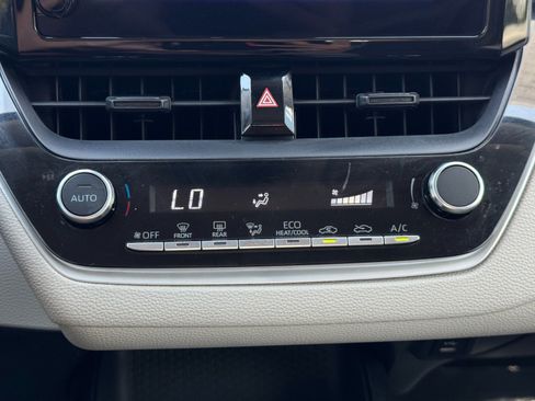 Used 2023 Toyota Corolla LE FWD image 26