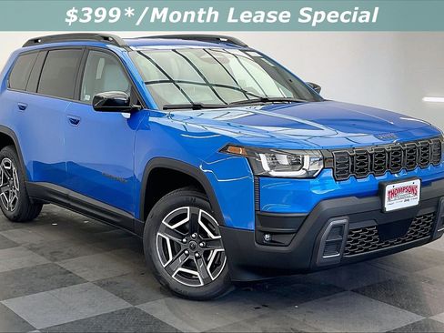 New 2026 Jeep Cherokee Laredo AWD/4WD image 1