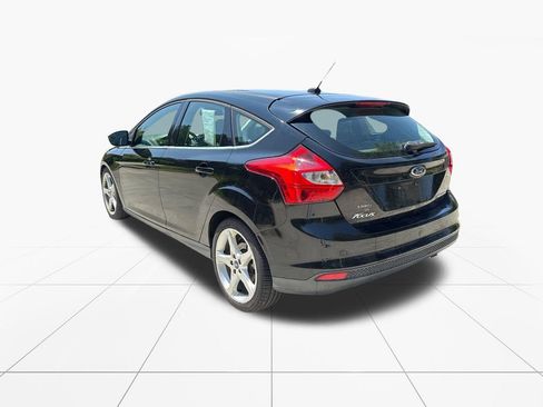 Used 2012 Ford Focus Titanium FWD image 6
