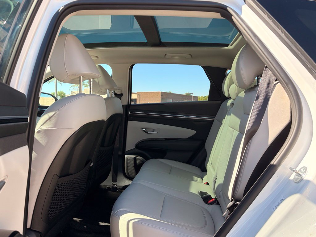 Used 2024 Hyundai Tucson Limited AWD/4WD image 16
