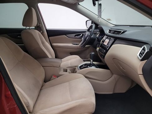 Used 2016 Nissan Rogue S w/ Appearance Package FWD image 21