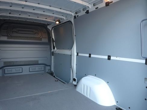 Used 2025 Mercedes-Benz Sprinter 2500 image 23