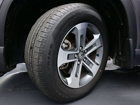 Used 2025 Honda Pilot EX-L image 16