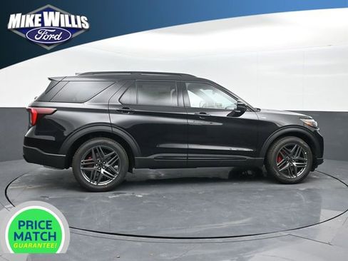 New 2026 Ford Explorer ST-Line w/ ST-Line Street Pack image 8
