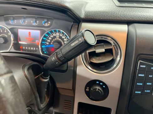 Used 2013 Ford F150 XLT w/ XLT Chrome Pkg image 16