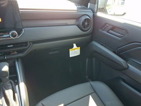 New 2026 Chevrolet Colorado W/T w/ WT Custom Package AWD/4WD image 12
