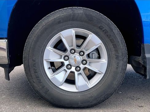 Used 2025 Chevrolet Silverado 1500 LT image 9