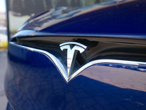 Used 2018 Tesla Model S 75D image 38