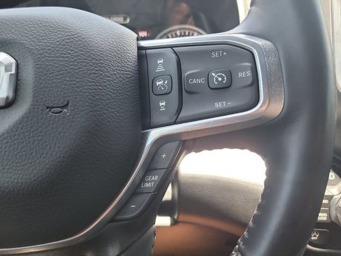 Used 2023 RAM 1500 Laramie AWD/4WD image 29