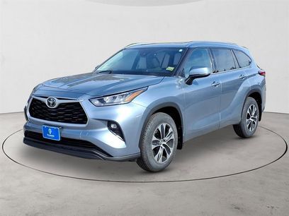 Used 2020 Toyota Highlander XLE