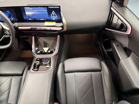 Used 2025 BMW X3 xDrive30i w/ Premium Package image 29