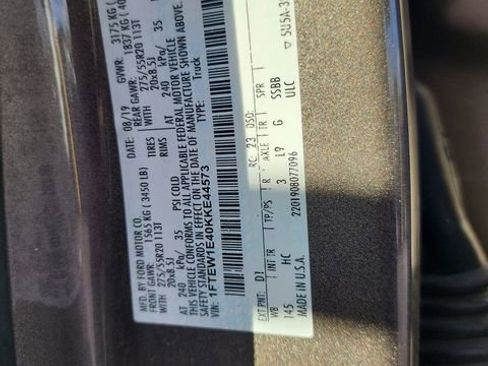 Used 2019 Ford F150 Lariat w/ Equipment Group 502A Luxury AWD/4WD image 19