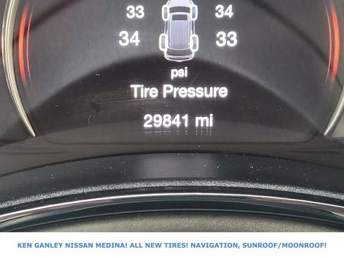 Used 2023 Dodge Durango GT image 34