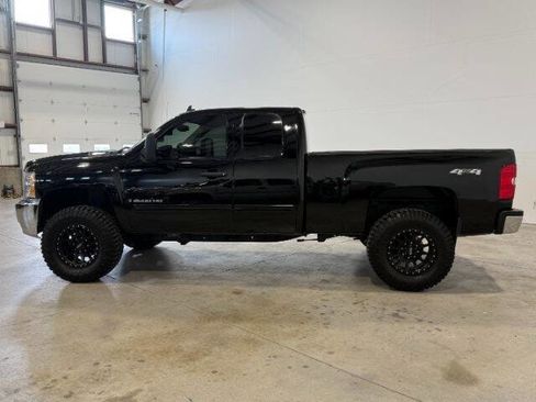 Used 2009 Chevrolet Silverado 2500 LT w/ Exterior Plus Package image 12