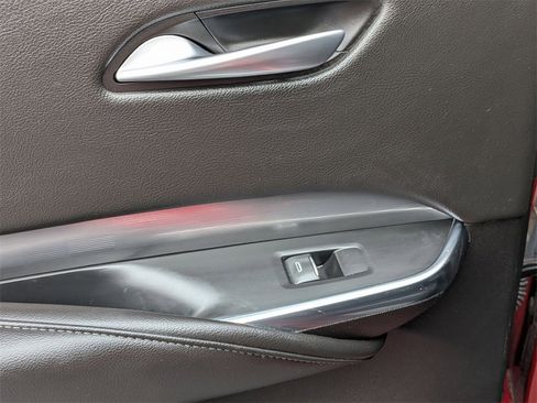 Used 2024 Cadillac XT4 Premium Luxury image 26