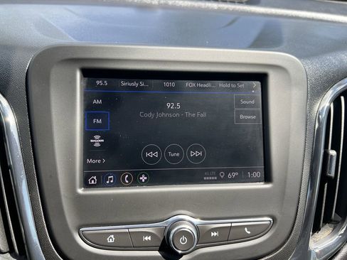 Used 2022 Chevrolet Equinox RS FWD image 23