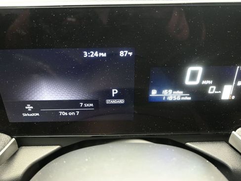 Used 2025 Nissan Kicks SV FWD image 16