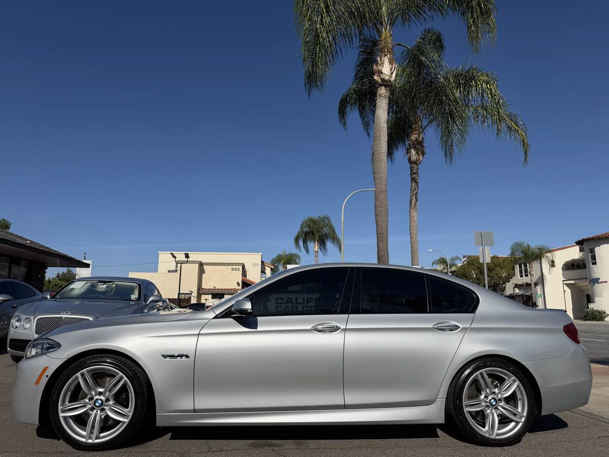 Used 2016 BMW 550i Sedan RWD image 2