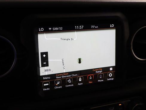 Used 2023 Jeep Wrangler Unlimited Rubicon 4xe w/ Cold Weather Group AWD/4WD image 29