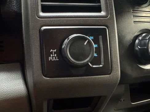 Used 2019 Ford F250 XL w/ Power Equipment Group AWD/4WD image 5