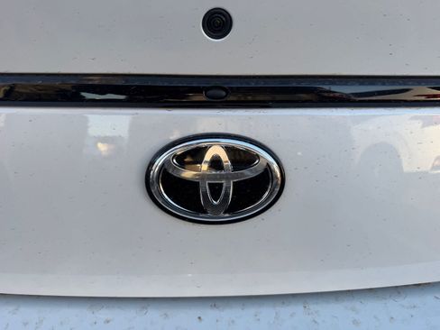 Used 2022 Toyota GR86 Premium RWD image 19