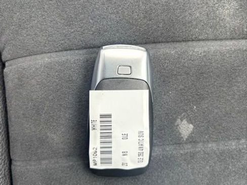 Used 2020 Mercedes-Benz GLE 350 4MATIC image 11