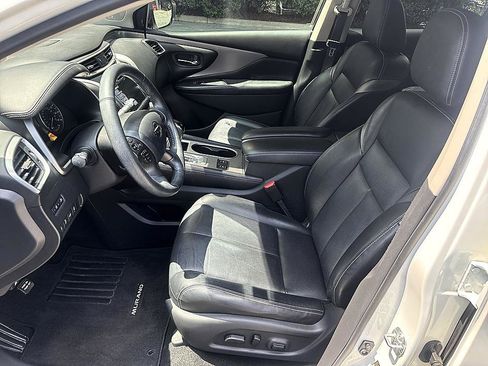 Used 2019 Nissan Murano SL w/ SL Technology Package FWD image 11