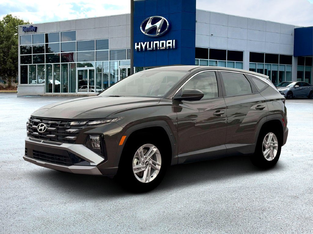 New 2026 Hyundai Tucson SE FWD image 2