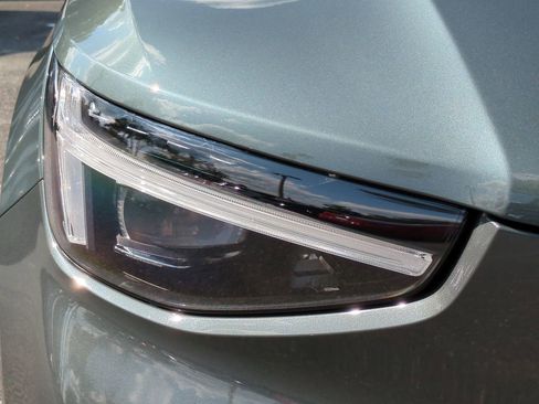 New 2026 Volvo XC40 B5 Plus w/ Protection Package Premier image 10