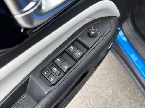 New 2026 Jeep Compass Limited image 11