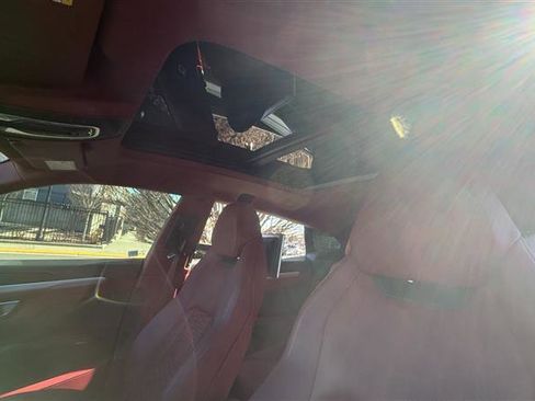 Used 2020 Lamborghini Urus image 32