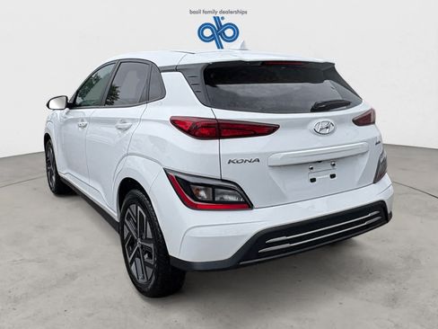 Used 2023 Hyundai Kona SE FWD image 5